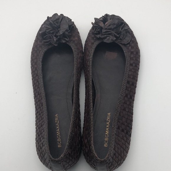 BCBG MAXAZARIA Flats. - Picture 11 of 12